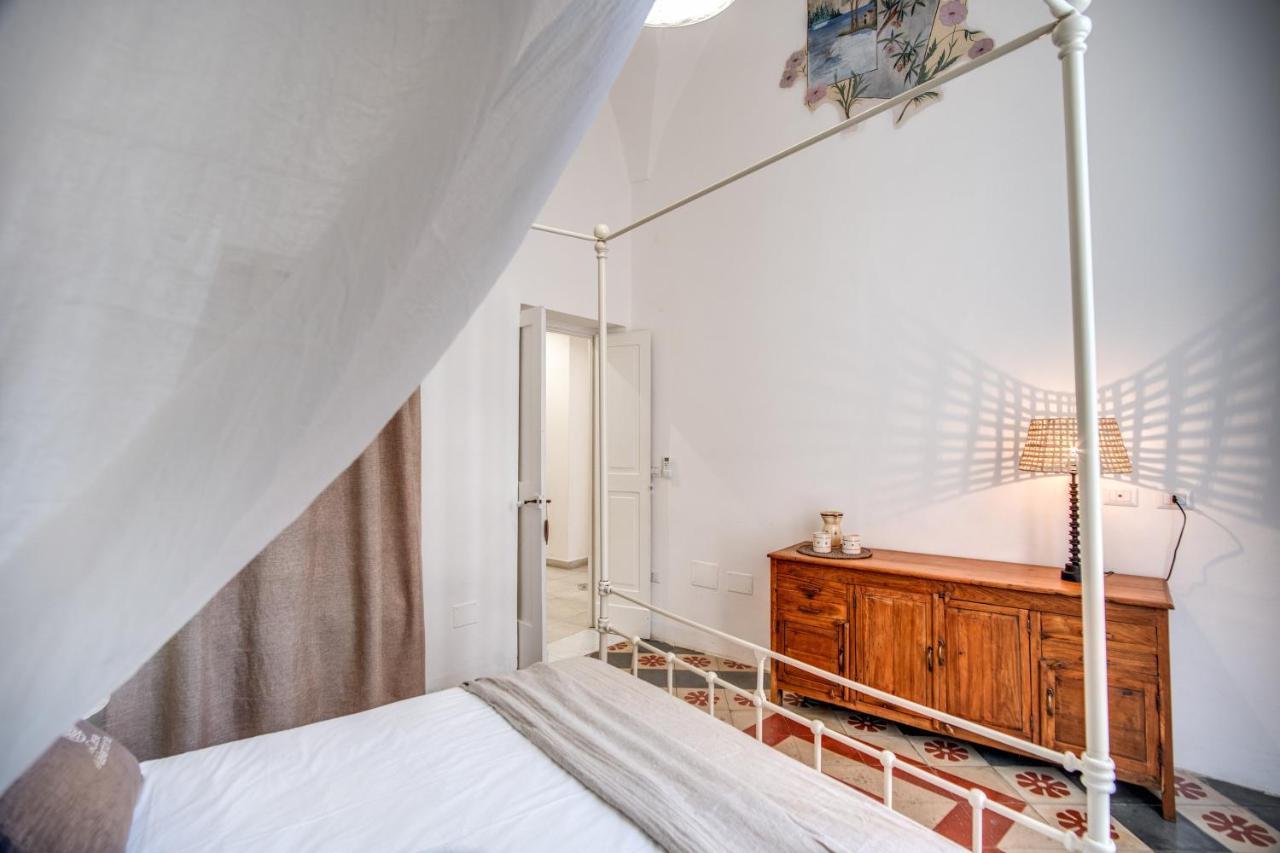 Ferienwohnung Storie e Affreschi Gallipoli Exterior foto